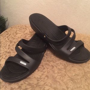 Crocs Women’s Size 9 Slip On Sandal